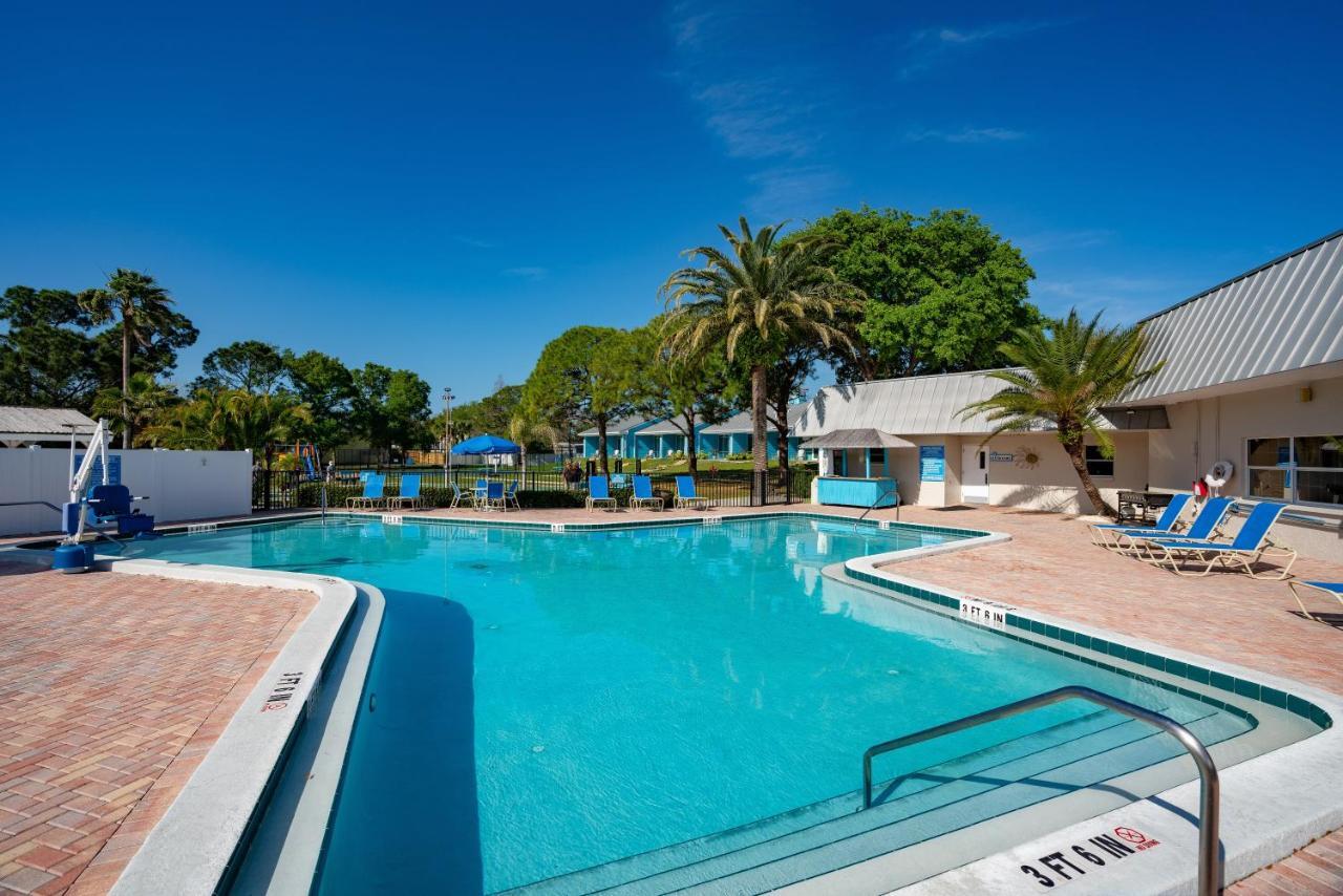 Sun Retreats Dunedin Exterior photo
